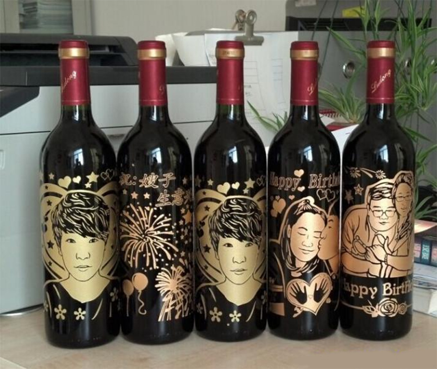 最新火爆的地攤產品之二玻璃酒瓶雕刻 最新火爆的地攤產品之二玻璃酒瓶雕刻